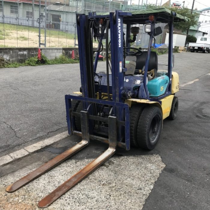 XE NÂNG 2.5 TẤN DẦU NHẬT BÃI - KOMATSU FD25-12