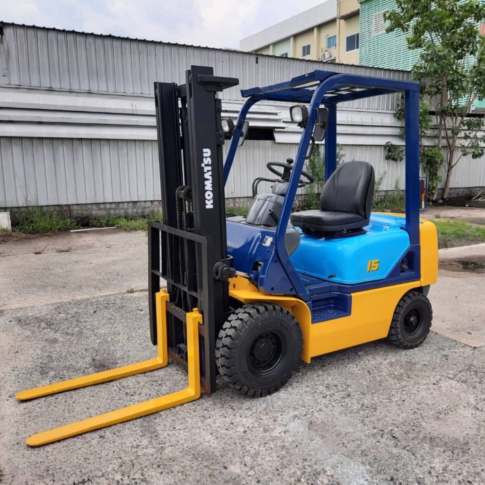 XE NÂNG 1.5 TẤN DẦU NHẬT BÃI - KOMATSU FD15-17