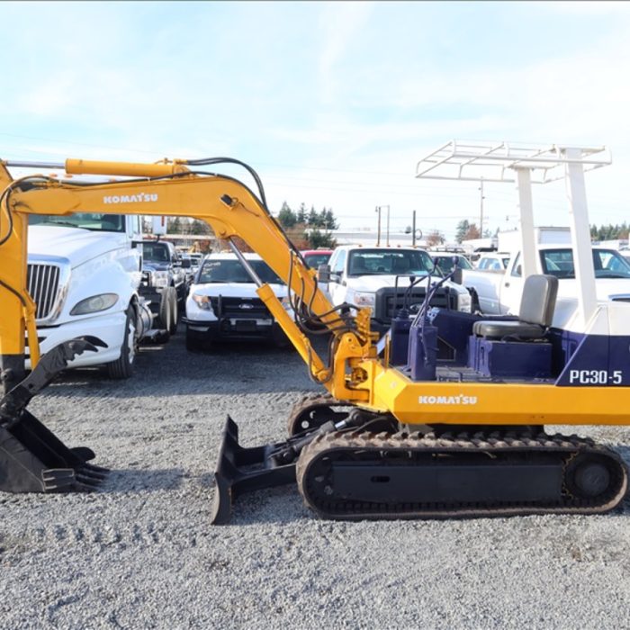 XE CUỐC - XE ĐÀO KOMATSU PC30-5